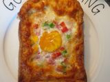 ขนมปังหน้าไข่ egg toast