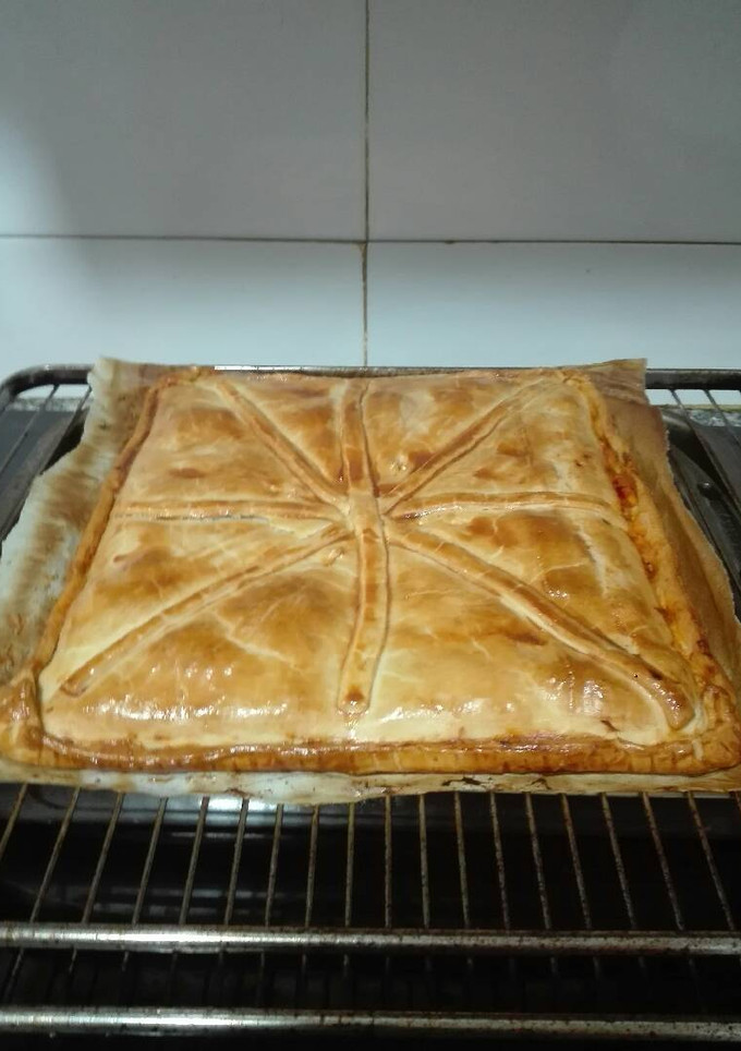 Una foto de Empanada de atún