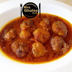 A picture of Meat balls stew.