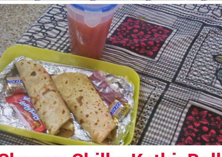 Recipe of Quick Cheese Chilli Kathi Roll with carrot juice