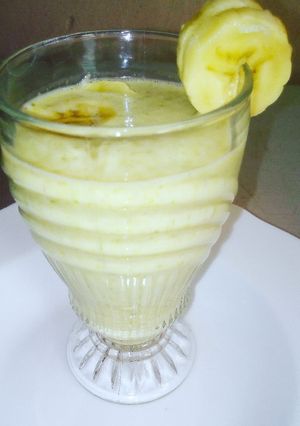 A picture of Avocado & Banana smoothie.
