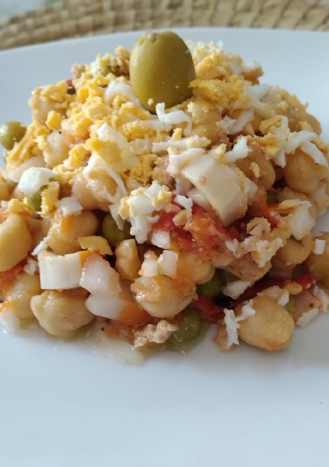 Una foto de Ensaladilla fresquita de garbanzos