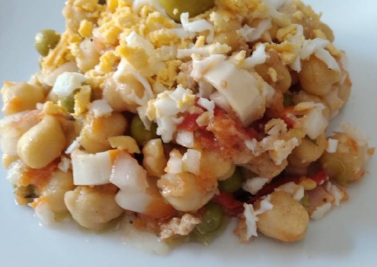 Ensaladilla fresquita de garbanzos
