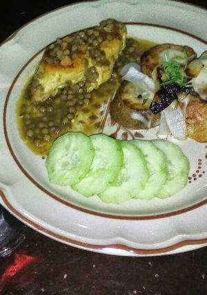 Una foto de Pechuga con papas al gratén (14 Feb_Cena romántica) 