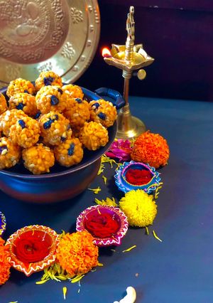 A picture of Boondi Ladoo.