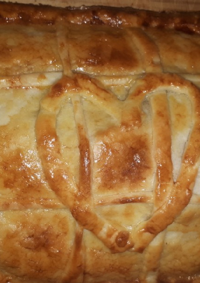 Una foto de Empanada de lomo 😊😋