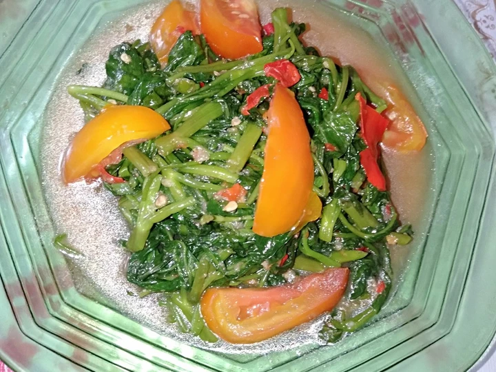 Langkah Mudah untuk Membikin Resep Tumis Kangkung Saos Tiram yang Lezat Anti Ribet, Mantap Sekali