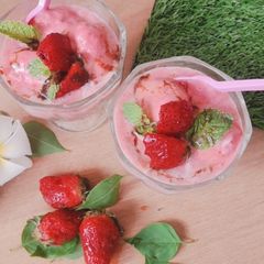 A picture of Frozen yogurt ice cream.