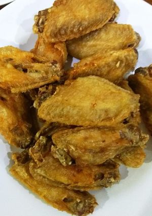 รูปของ ปีกไก่ทอดเกลือ