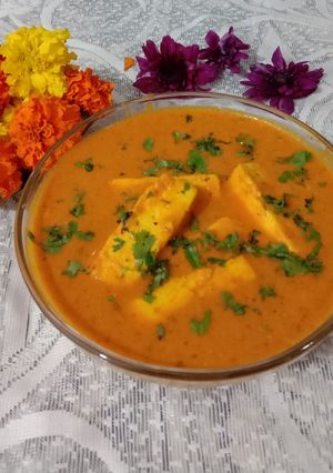 A picture of #NVM Paneer butter masala.