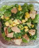 Salad ức gà áp chảo và rau bina