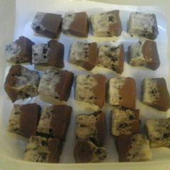 Oreo fudge A picture of Oreo fudge .