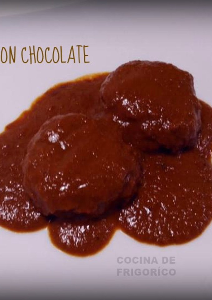 Una foto de Filete rusos con chocolate