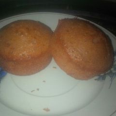 A picture of Mini tea cakes.