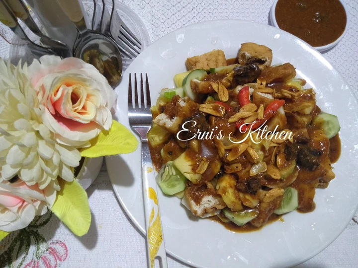 Langkah Gampang Menyiapkan Resep Rujak Manis Rumahan yang Uenak Anti Ribet, Bisa Manjain Lidah