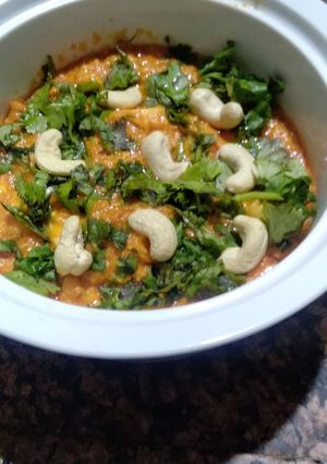 A picture of Paneer butter masala.