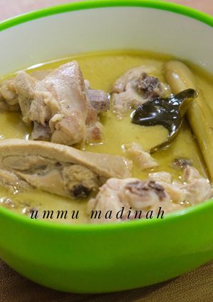 Foto resep Opor Ayam Bumbu Kuning