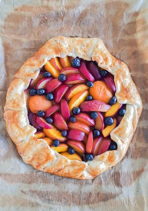 Une photo de Tarte rustique aux fruits