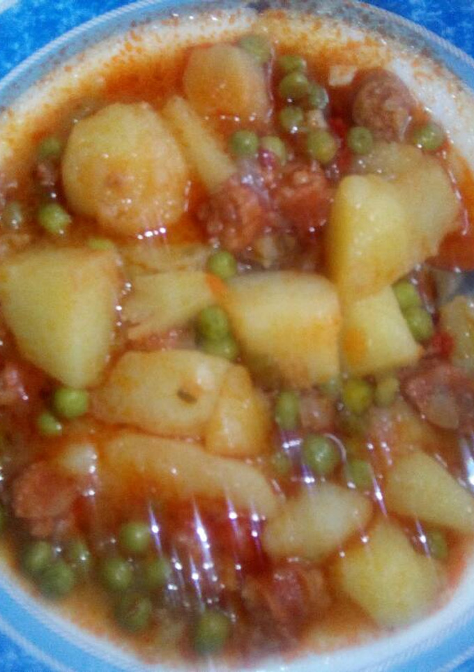 Una foto de Papas con chorizo y chistorra