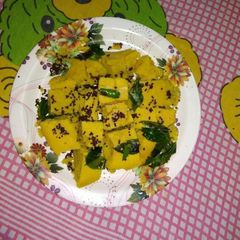 A picture of Dhokla.