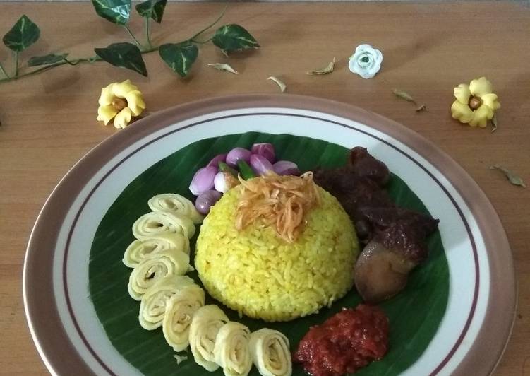 Nasi Kuning Magic Com