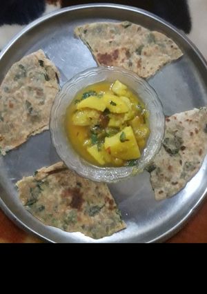 मेथी का पराठा (methi ka paratha recipe in Hindi) रेसिपी मुख्य फोटो