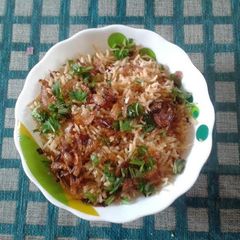 Fried onion rice /Flavored rice with fried onion A picture of Fried onion rice /Flavored rice with fried onion.