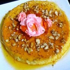 A picture of Jam caramel pudding.