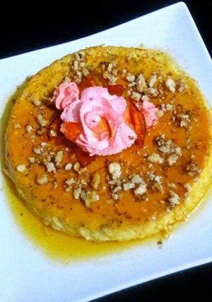 A picture of Jam caramel pudding.
