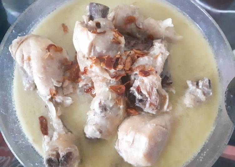 Cara Gampang memasak Opor Ayam Putih yang Menggugah Selera