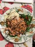 Salmone su un letto di rucola