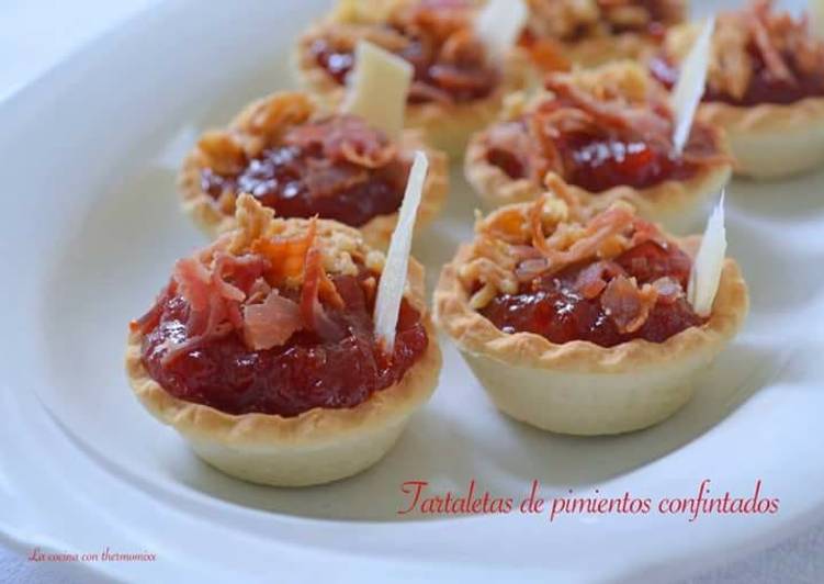 Tartaletas De Pimientos Confitados Con Crujiente De Beicon