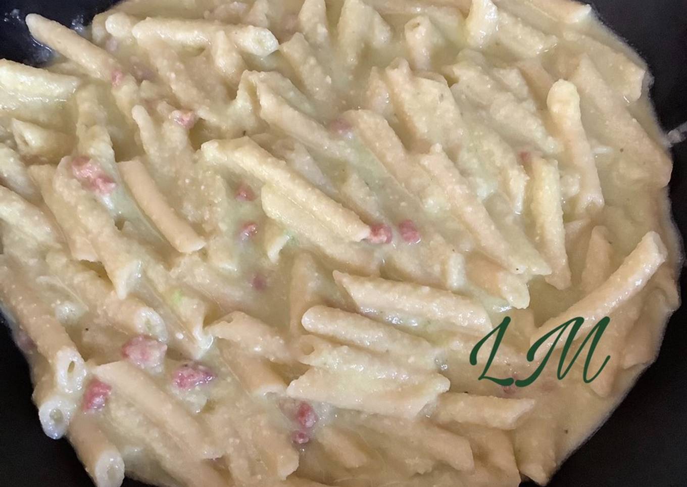 Macarrones al pesto de calabacín