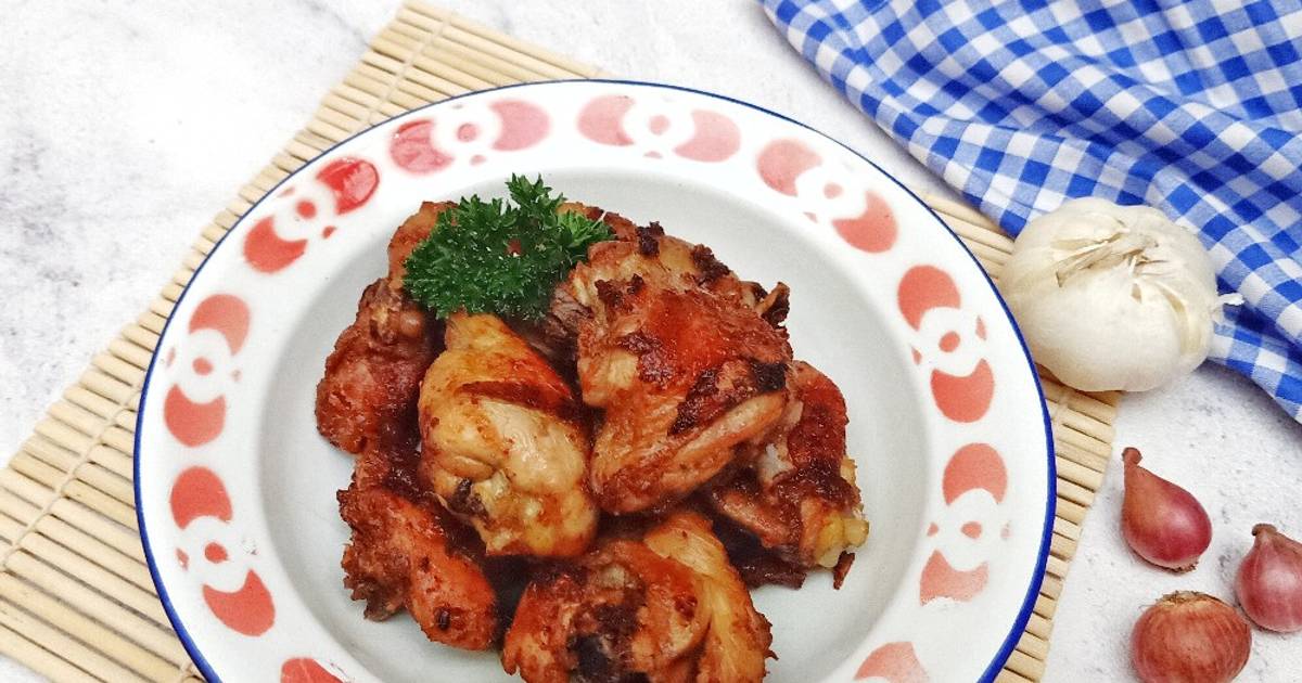 Resep Ayam Goreng Bumbu Simple: Hanya Duo Bawang 👌 oleh Mrs.Tans - Cookpad