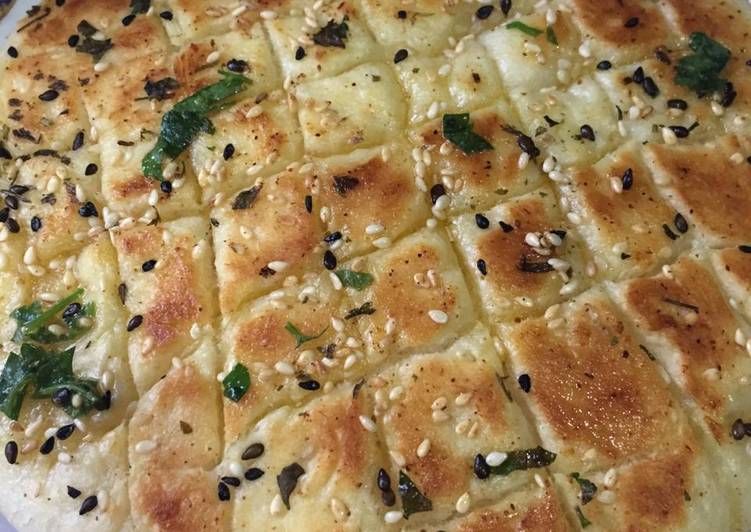 Recipe of Perfect Garlic Butter Bread