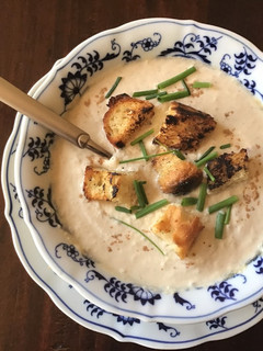 A picture of California Farm Cauliflower Soup with Nuts.