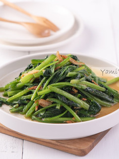 櫻花蝦炒菠菜【家常菜】 的食譜成品照片