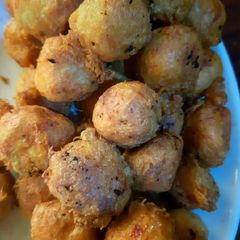A picture of Yam balls.