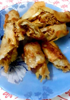 A picture of Spring Rolls.