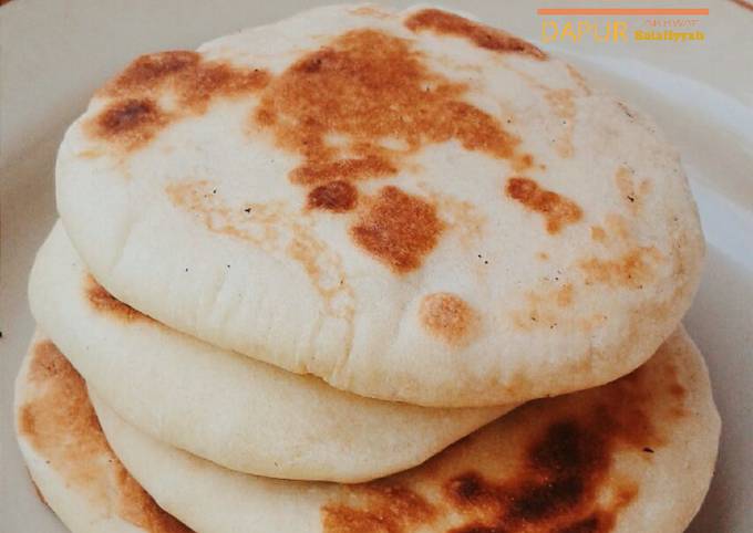 Resep Roti Pita/ Bread Khubz Oleh Dapur Akhwat - Cookpad Resep Roti Pita/ Bread Khubz Oleh Dapur Akhwat - Cookpad
