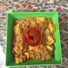 A picture of Paneer butter masala.