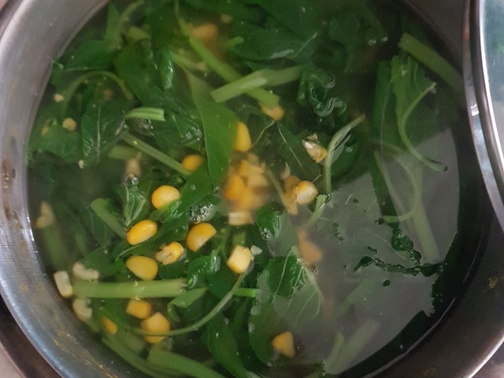 Ini dia! Resep buat Sayur bening bayam jagung dijamin sedap