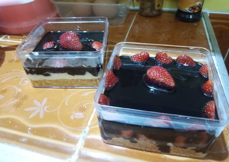 Langkah Mudah untuk Membuat Strawberry Cheesecake Lumer, Bikin Ngiler