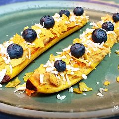 A picture of Banana Berry boat.