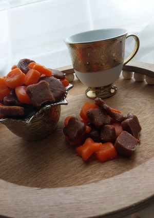 عکسی از دستور قند تزئینی با مزه گلاب و گل محمدی و دارچین