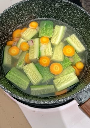 Foto resep Sayur bening timun wortel