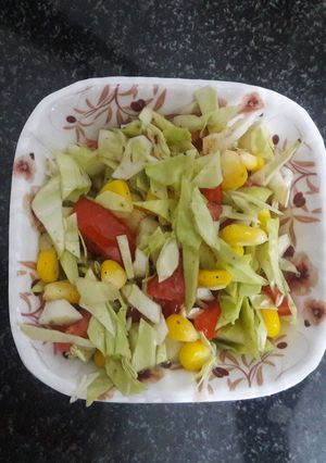 A picture of Hara bhara salad.