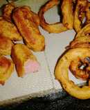 Aros de Cebolla y Frankfurter empanados