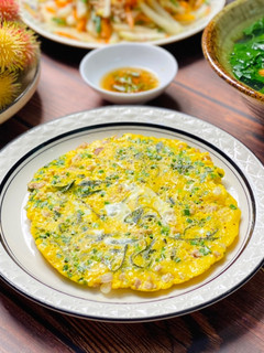 Hình của món Trứng Gà Chiên Lá Mơ.