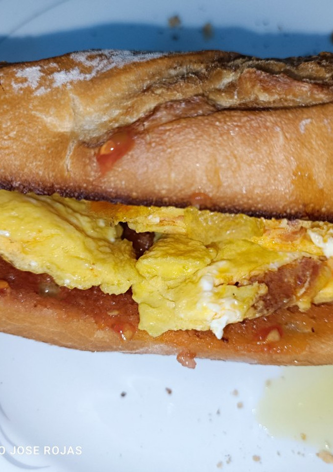 Una foto de Tortilla de chorizo